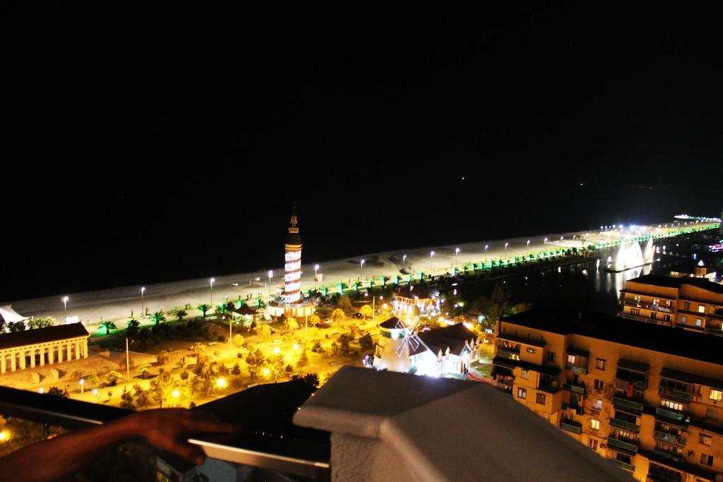 Apartments On Horizon Batumi Exterior photo